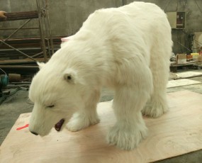 北極熊表演服